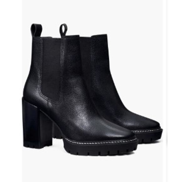 NEW Tory Burch Carson Lug-Sole Ankle Boots black tumbled leather size 9.5 - Picture 1 of 6